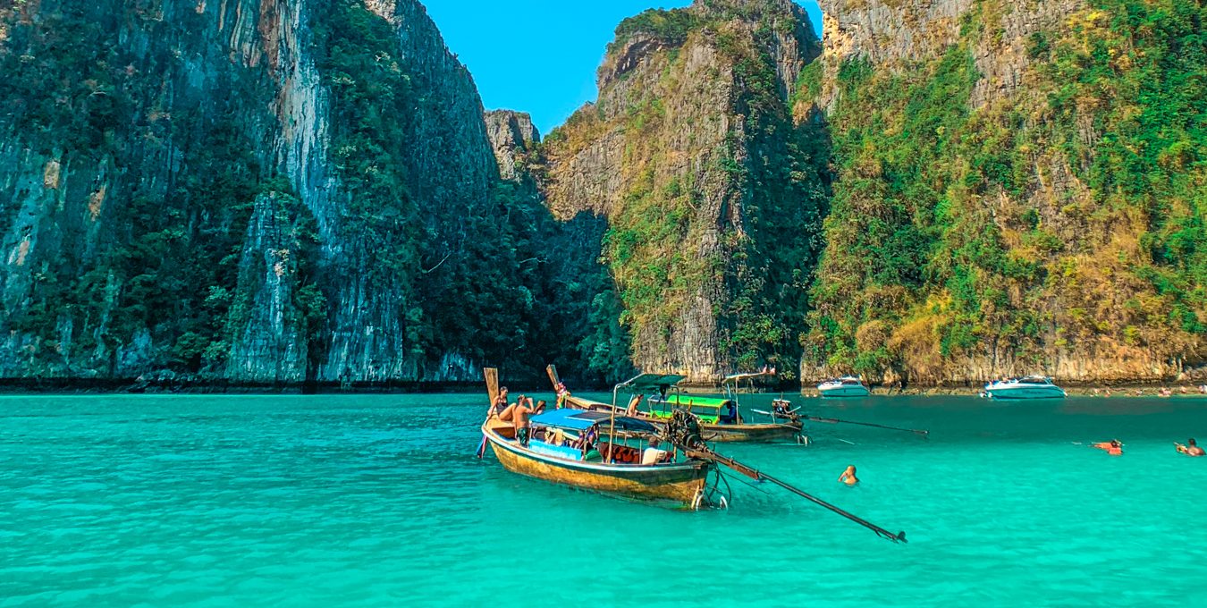 Phi Phi, postcard-perfect islands