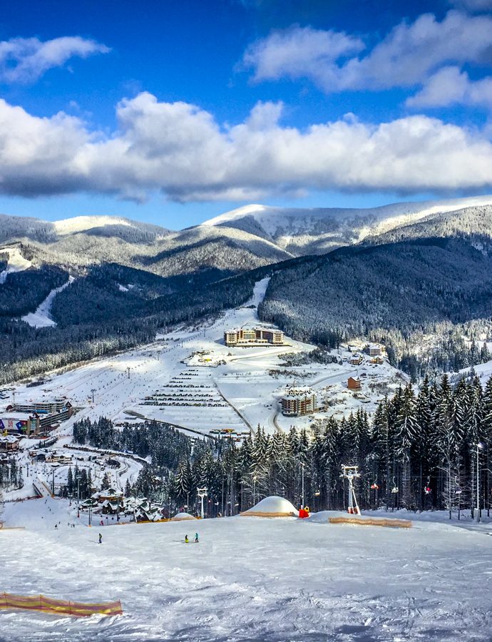 Bukovel, cea mai bună destinație de schi dacă locuiești în nordul României