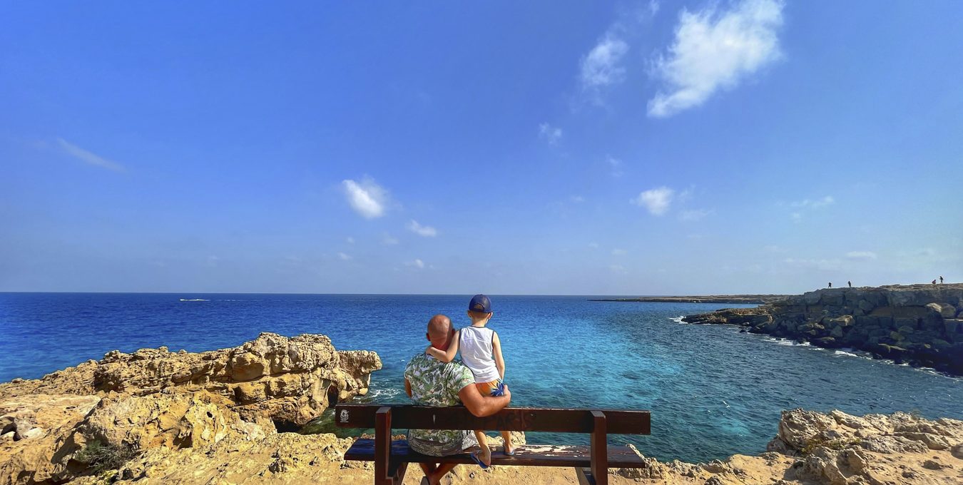 Vacanța de toamnă în Cipru cu copilul – plajă, munte și istorie