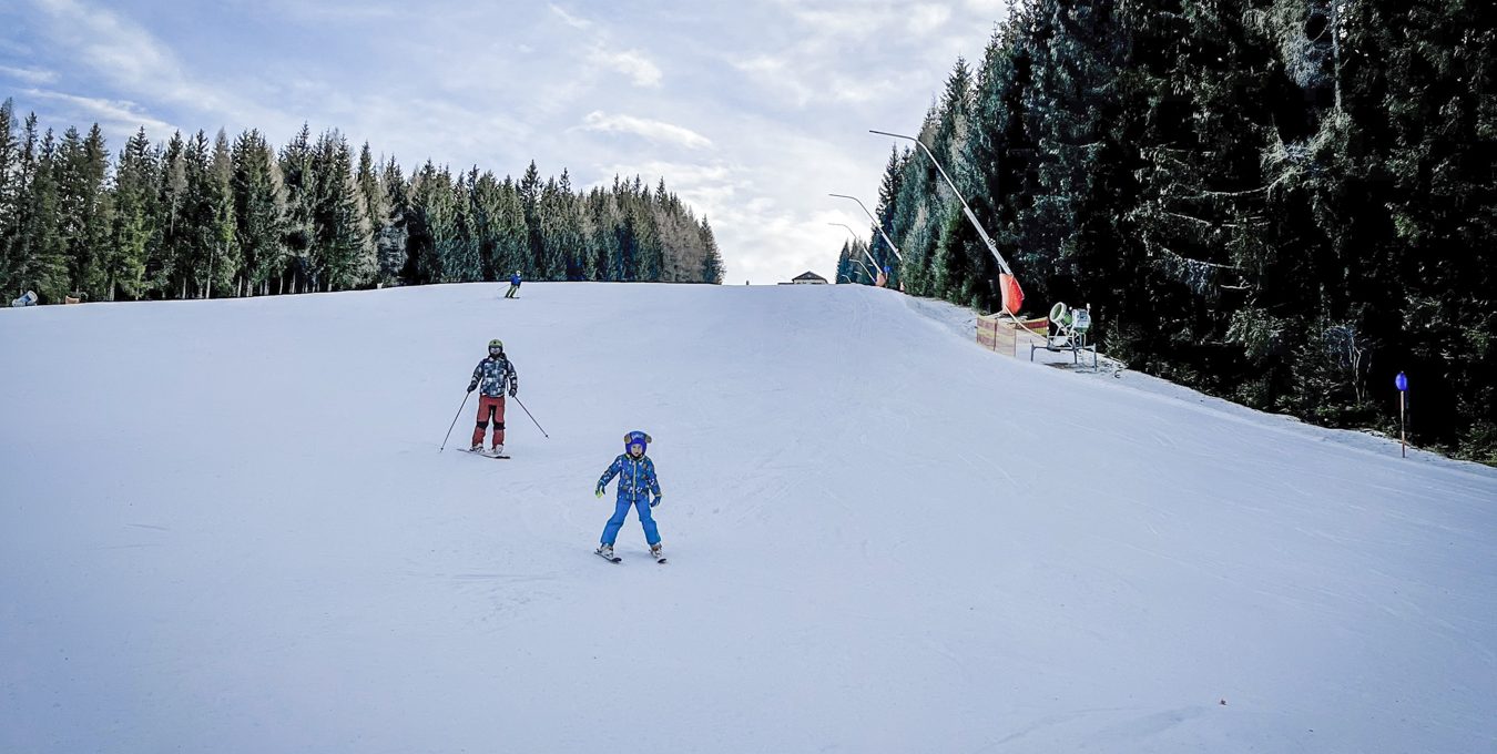 Vacanță cu copilul în Austria – Lecții de schi la Stuhleck